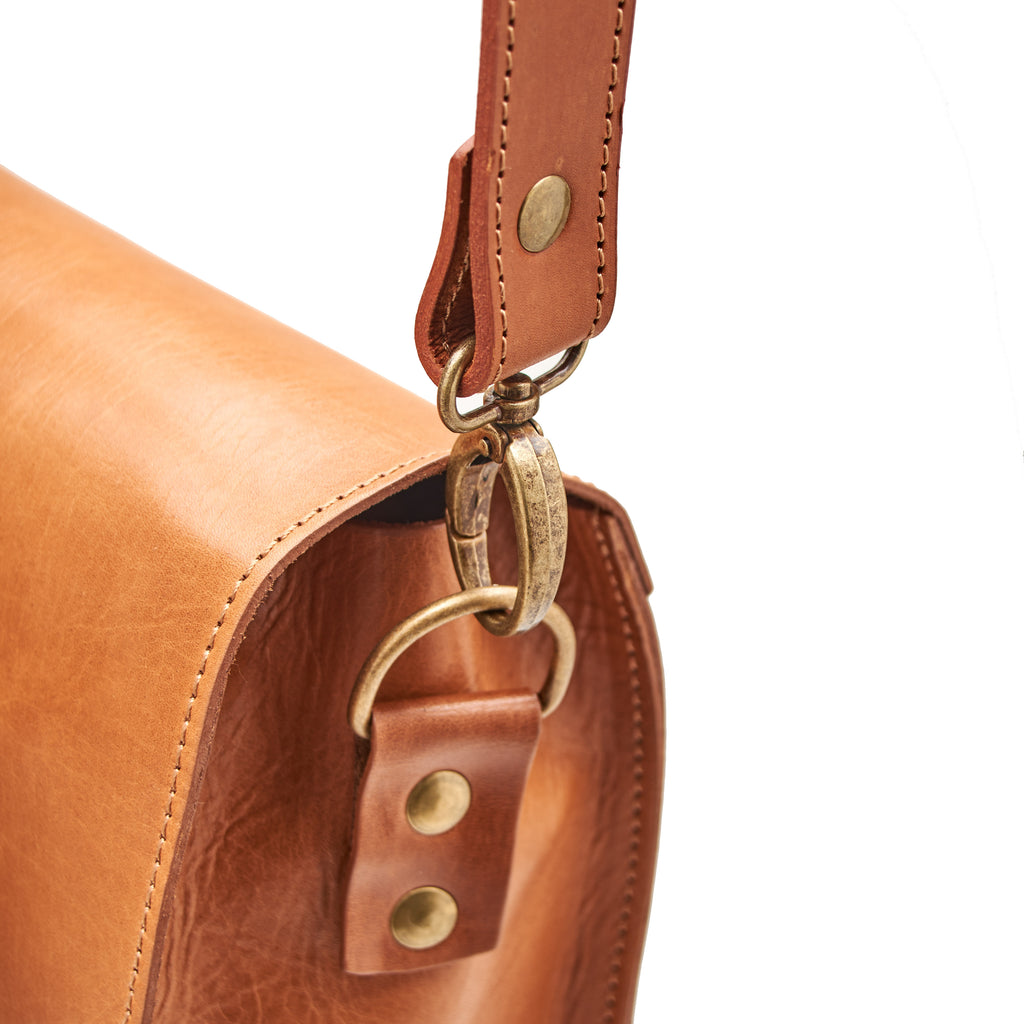Die weiche Matera-Tasche - handgefertigt aus echtem Leder (Suela)